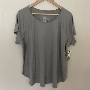 NWT Ideology Workout Top. Size 2X